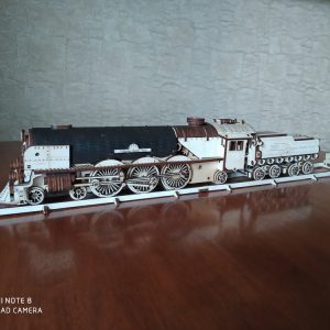 wooden-steam-locomotive-model-a-classic-design