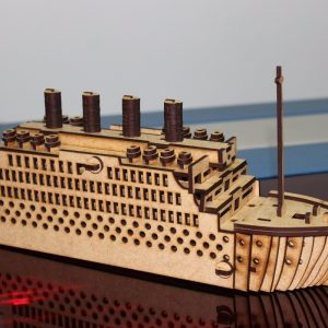 wooden-ship-model-classic-ocean-liner-replica